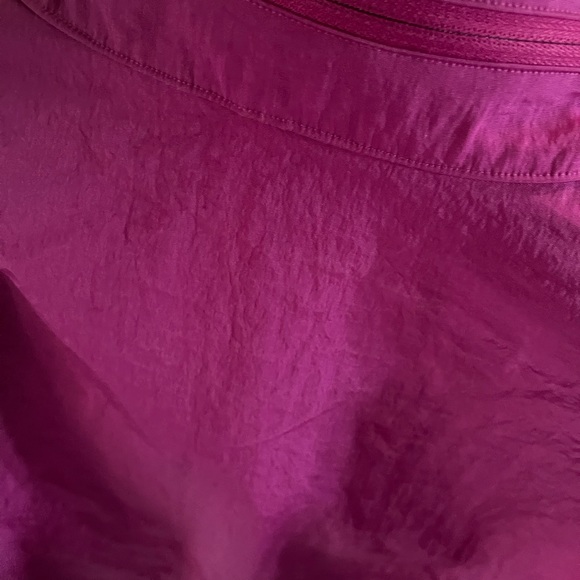 Lululemon Water Repellent Mesh Jacket sz6 fuchsia - Picture 9 of 10